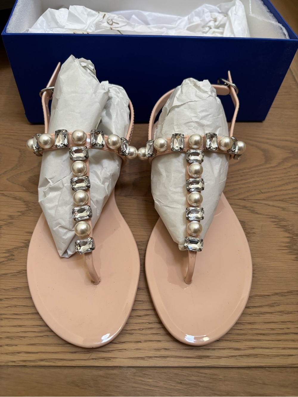Stuart Weitzman Blush Pearl & Crystal T-Strap Jelly Sandals - Picture 3 of 7
